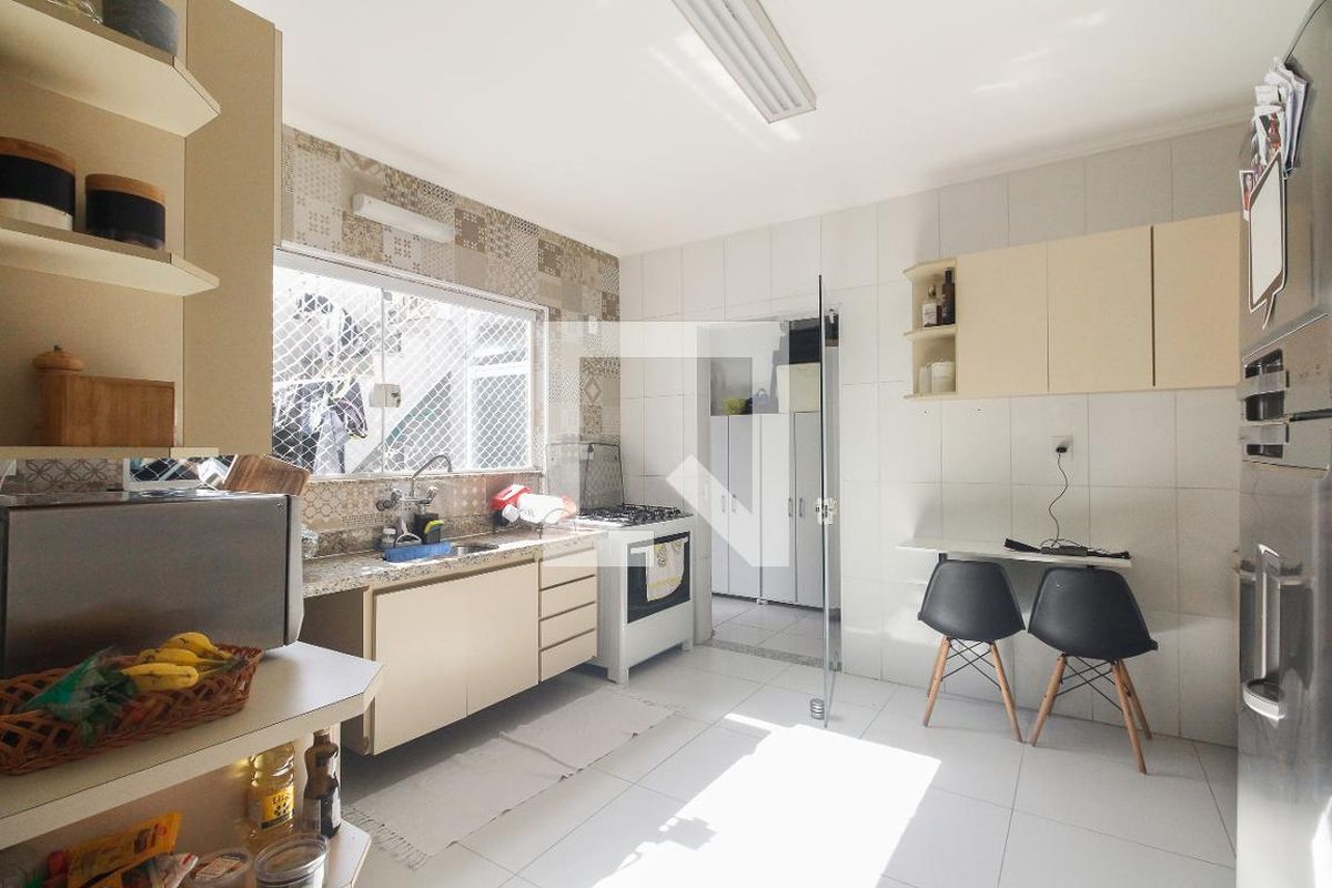 Casa, 3 quartos, 240 m² - Foto 70