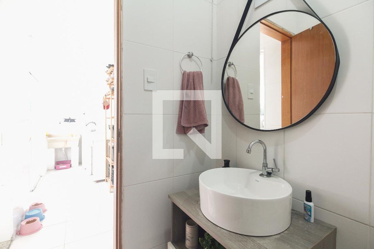 Casa, 3 quartos, 240 m² - Foto 64
