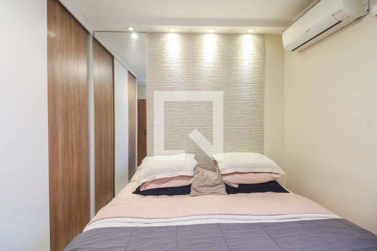 Casa, 3 quartos, 240 m² - Foto 36