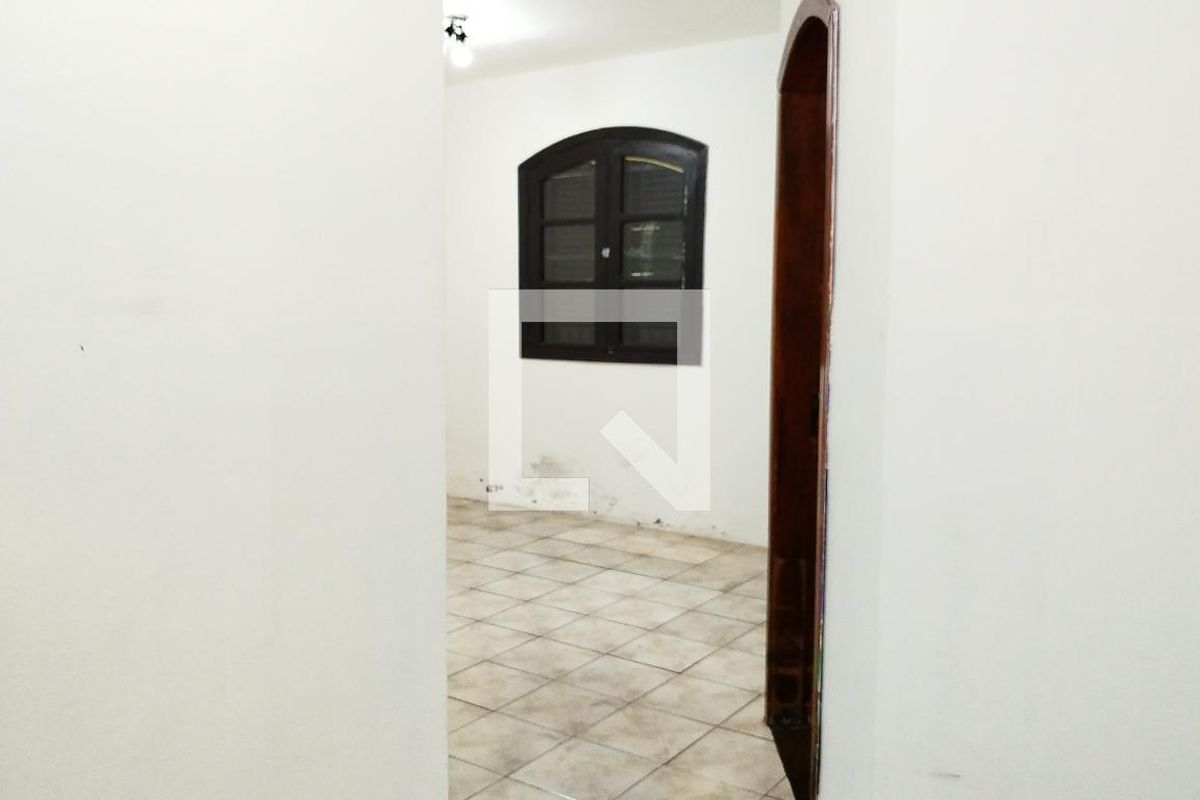 Casa, 3 quartos, 330 m² - Foto 32