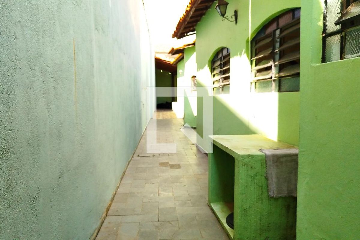 Casa, 3 quartos, 330 m² - Foto 118