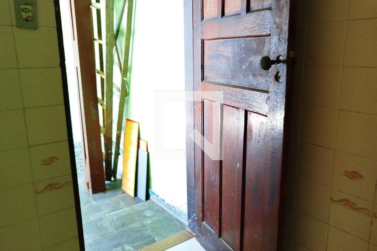 Casa, 3 quartos, 330 m² - Foto 116