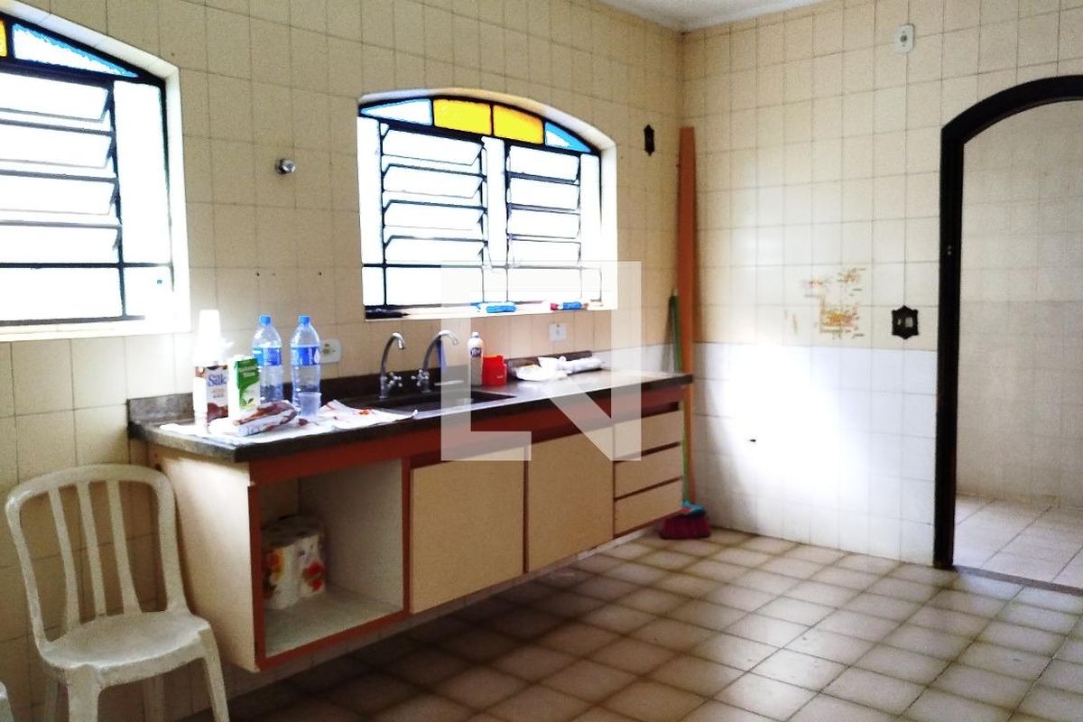 Casa, 3 quartos, 330 m² - Foto 90