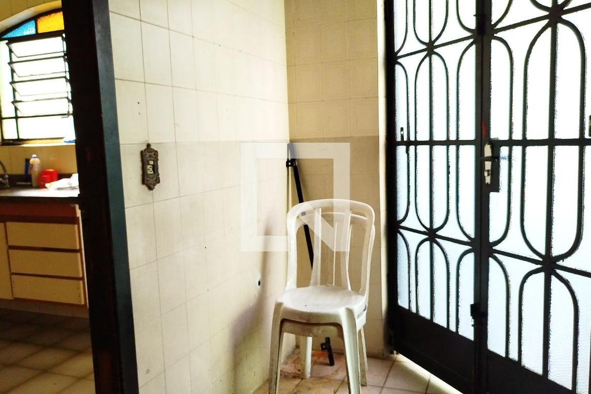 Casa, 3 quartos, 330 m² - Foto 102