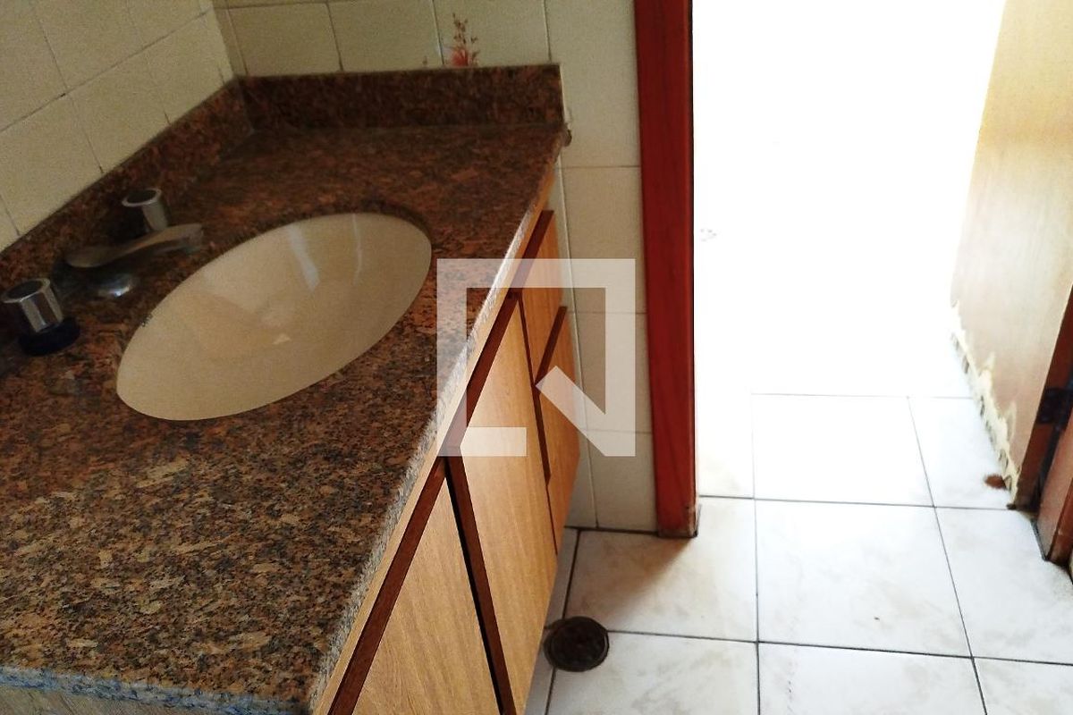 Casa, 3 quartos, 330 m² - Foto 74