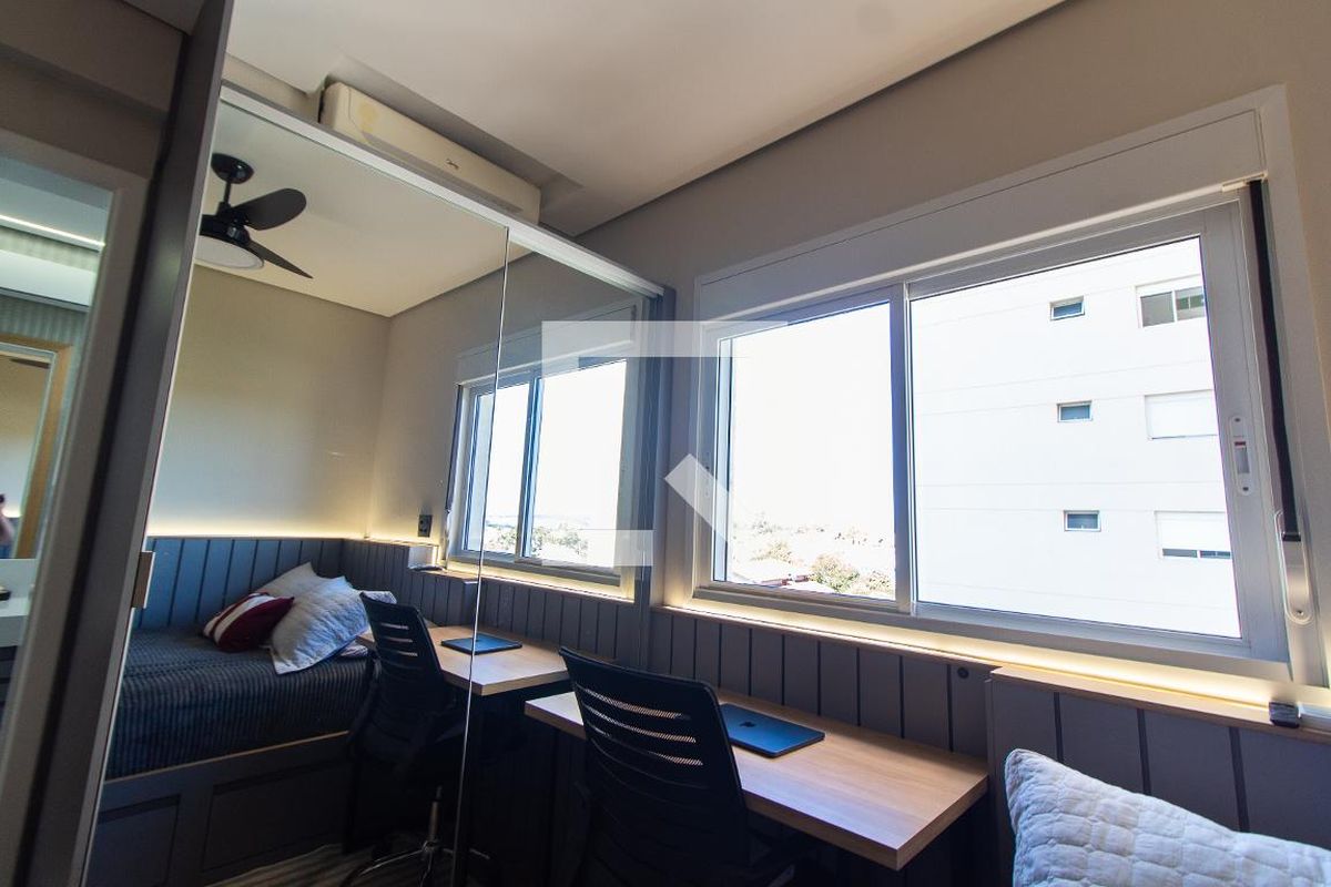 Apartamento à Venda - Lot. Alphaville Campinas, 4 Quartos,  137 m2 em , Campinas - sp | SoloBR