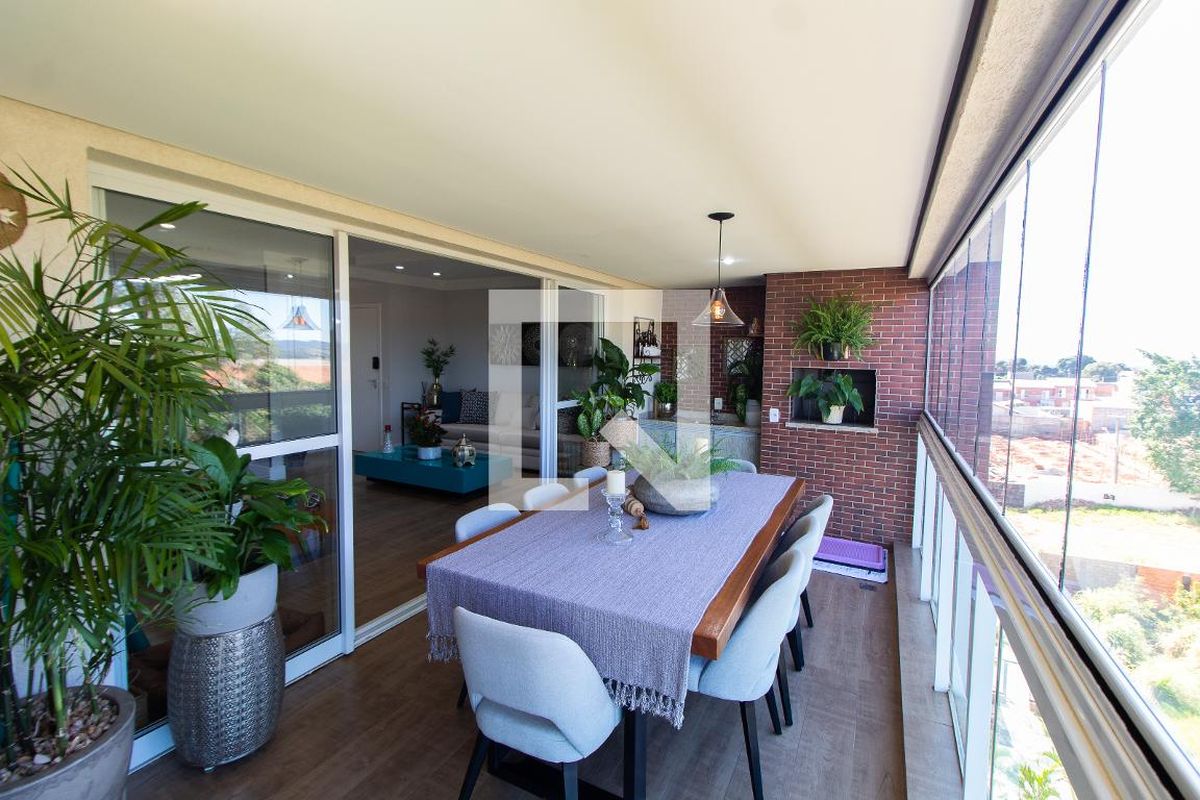Apartamento à Venda - Lot. Alphaville Campinas, 4 Quartos,  137 m2 em , Campinas - sp | SoloBR