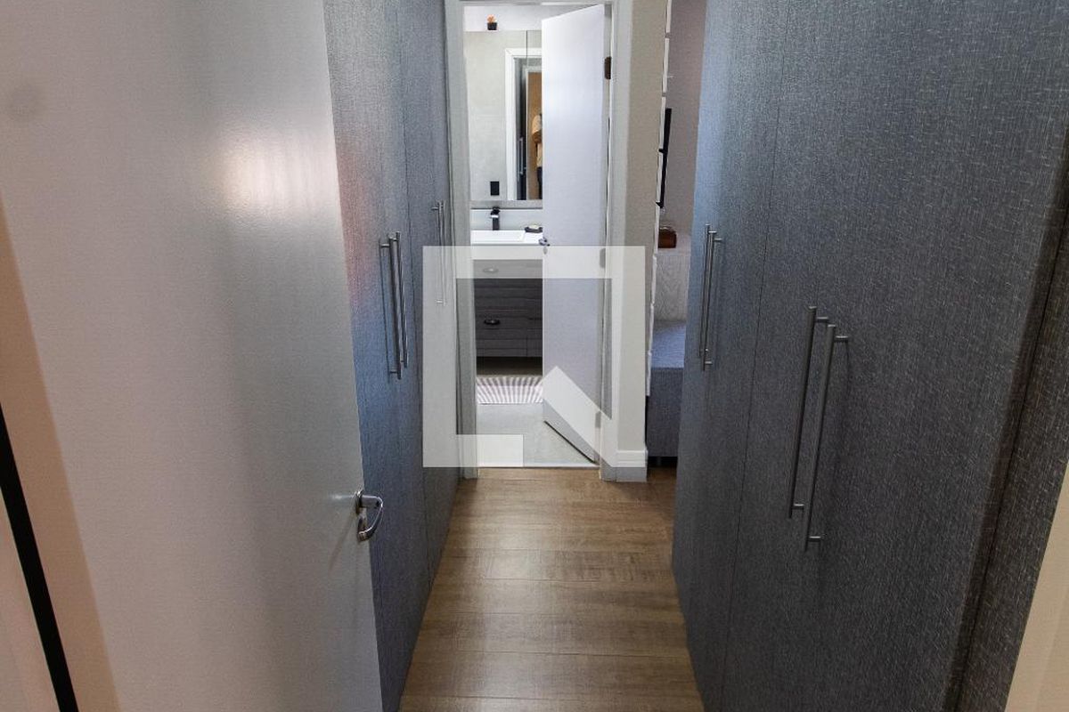 Apartamento à Venda - Lot. Alphaville Campinas, 4 Quartos,  137 m2 em , Campinas - sp | SoloBR