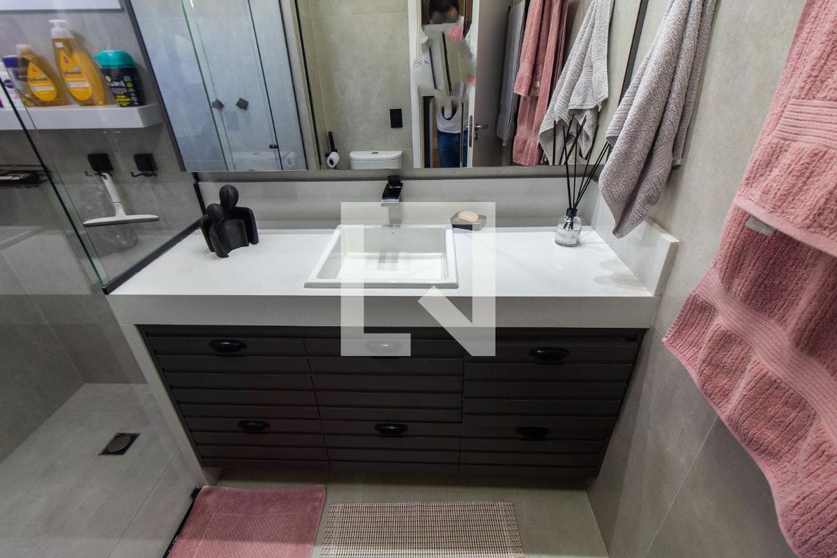 Apartamento à Venda - Lot. Alphaville Campinas, 4 Quartos,  137 m2 em , Campinas - sp | SoloBR