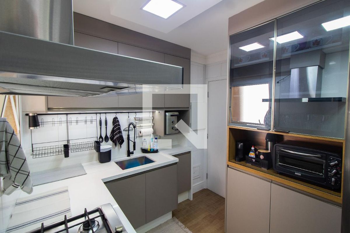 Apartamento à Venda - Lot. Alphaville Campinas, 4 Quartos,  137 m2 em , Campinas - sp | SoloBR