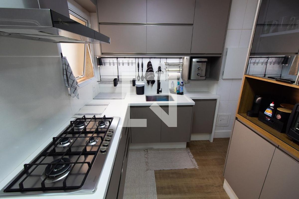 Apartamento à Venda - Lot. Alphaville Campinas, 4 Quartos,  137 m2 em , Campinas - sp | SoloBR