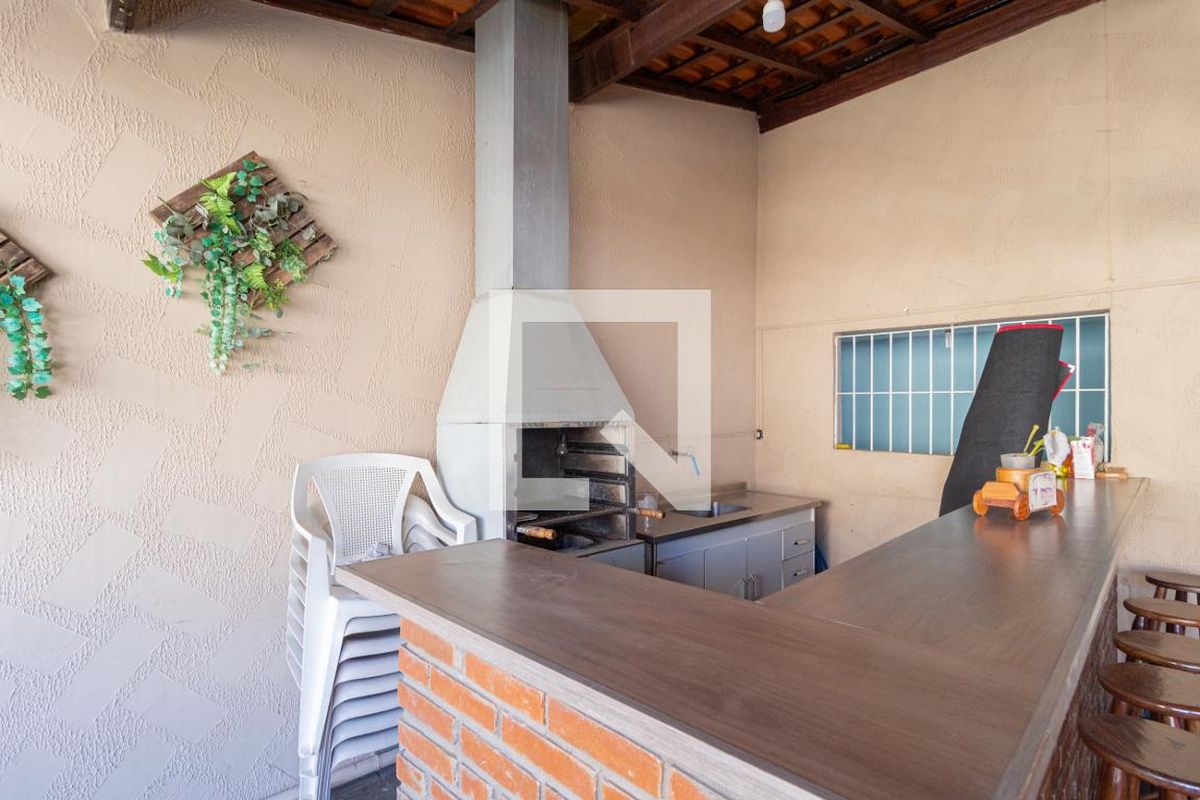 Casa, 2 quartos, 210 m² - Foto 30