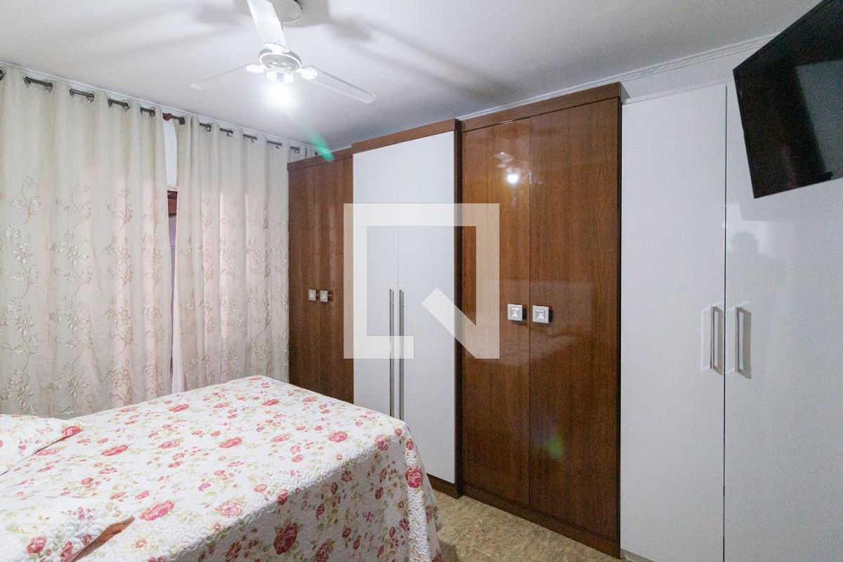 Casa, 2 quartos, 210 m² - Foto 18