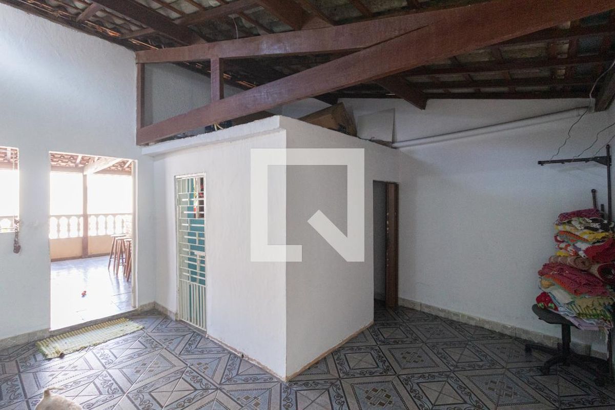 Casa, 2 quartos, 210 m² - Foto 32