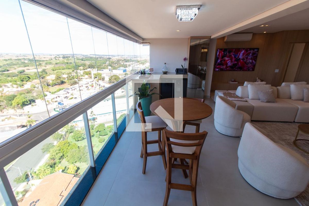 Apartamento à Venda - Lot. Alphaville Campinas, 3 Quartos,  140 m2 em , Campinas - sp | SoloBR