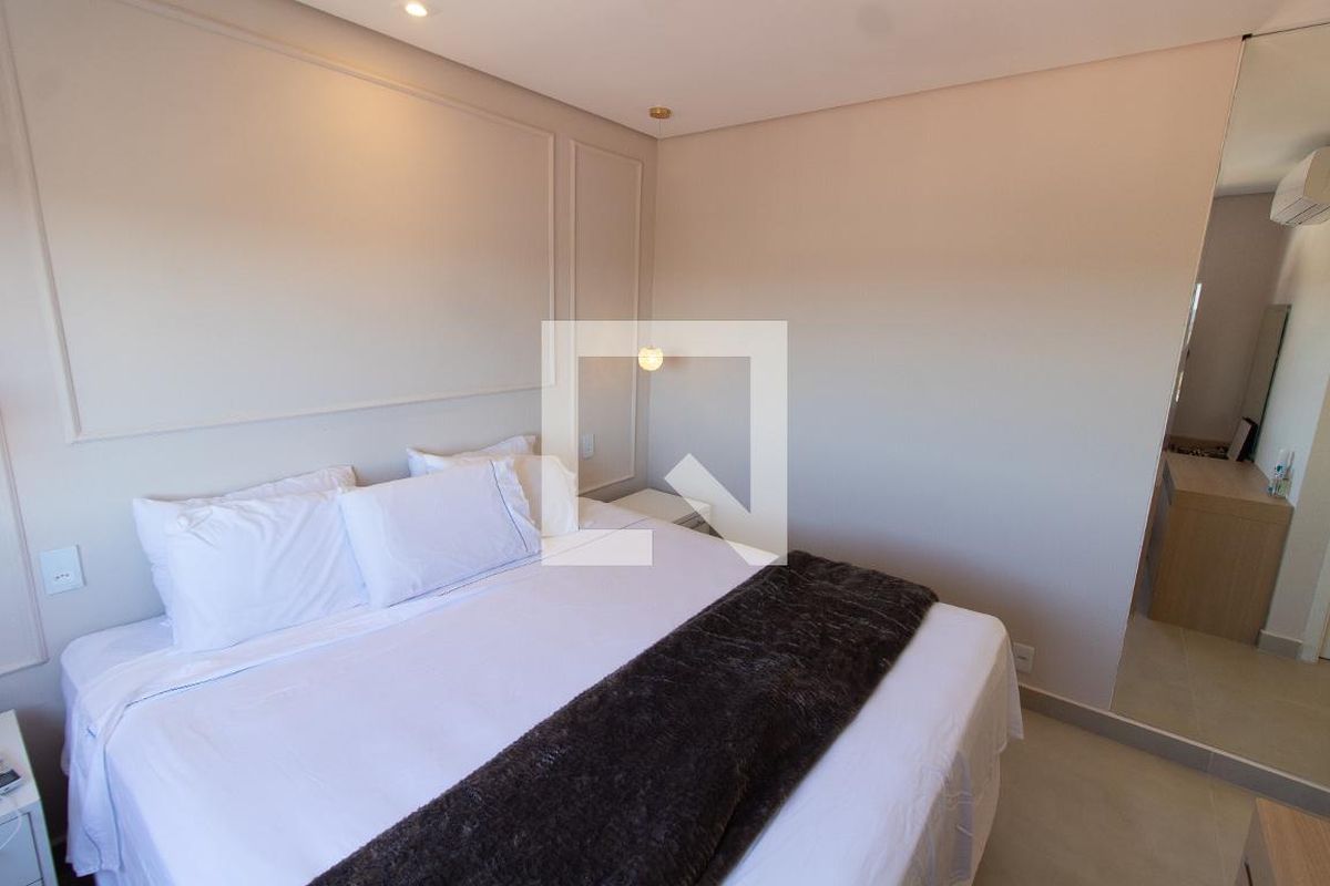 Apartamento à Venda - Lot. Alphaville Campinas, 3 Quartos,  140 m2 em , Campinas - sp | SoloBR