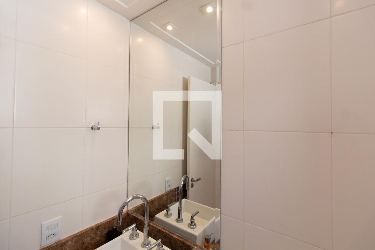 Apartamento à Venda - Lot. Alphaville Campinas, 3 Quartos,  140 m2 em , Campinas - sp | SoloBR