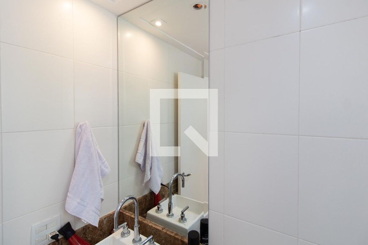Apartamento à Venda - Lot. Alphaville Campinas, 3 Quartos,  140 m2 em , Campinas - sp | SoloBR