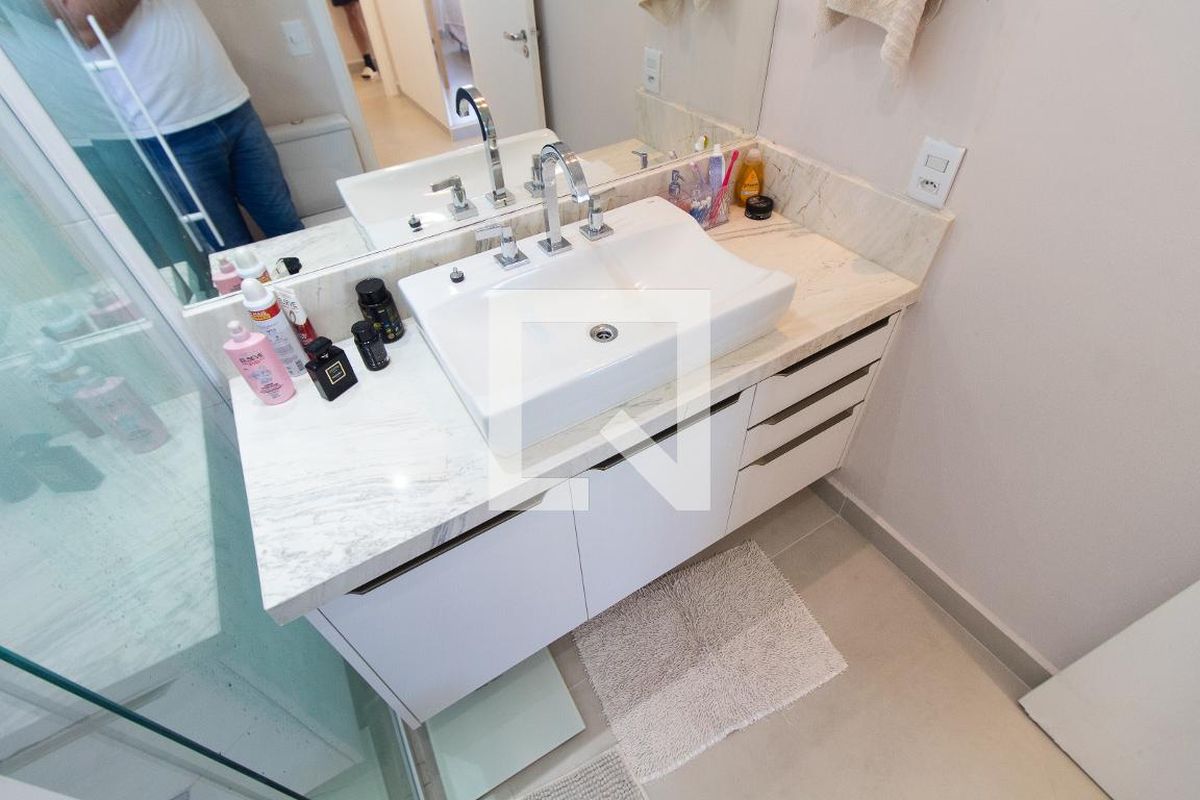 Apartamento à Venda - Lot. Alphaville Campinas, 3 Quartos,  140 m2 em , Campinas - sp | SoloBR