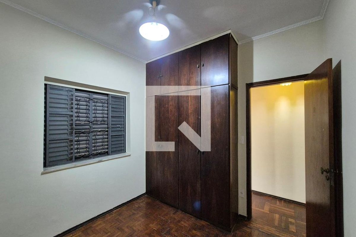 Casa à Venda - Parque Prado, 4 Quartos,  180 m2 em , Campinas - sp | SoloBR