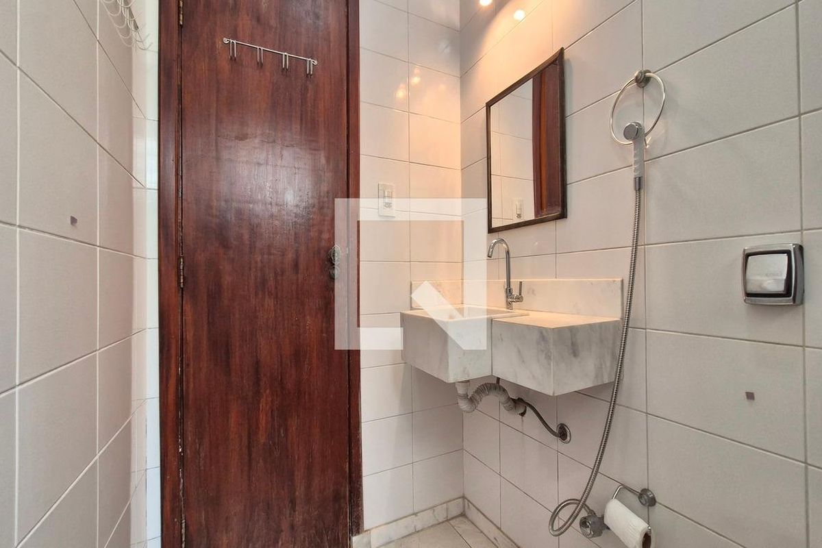 Casa à Venda - Parque Prado, 4 Quartos,  180 m2 em , Campinas - sp | SoloBR