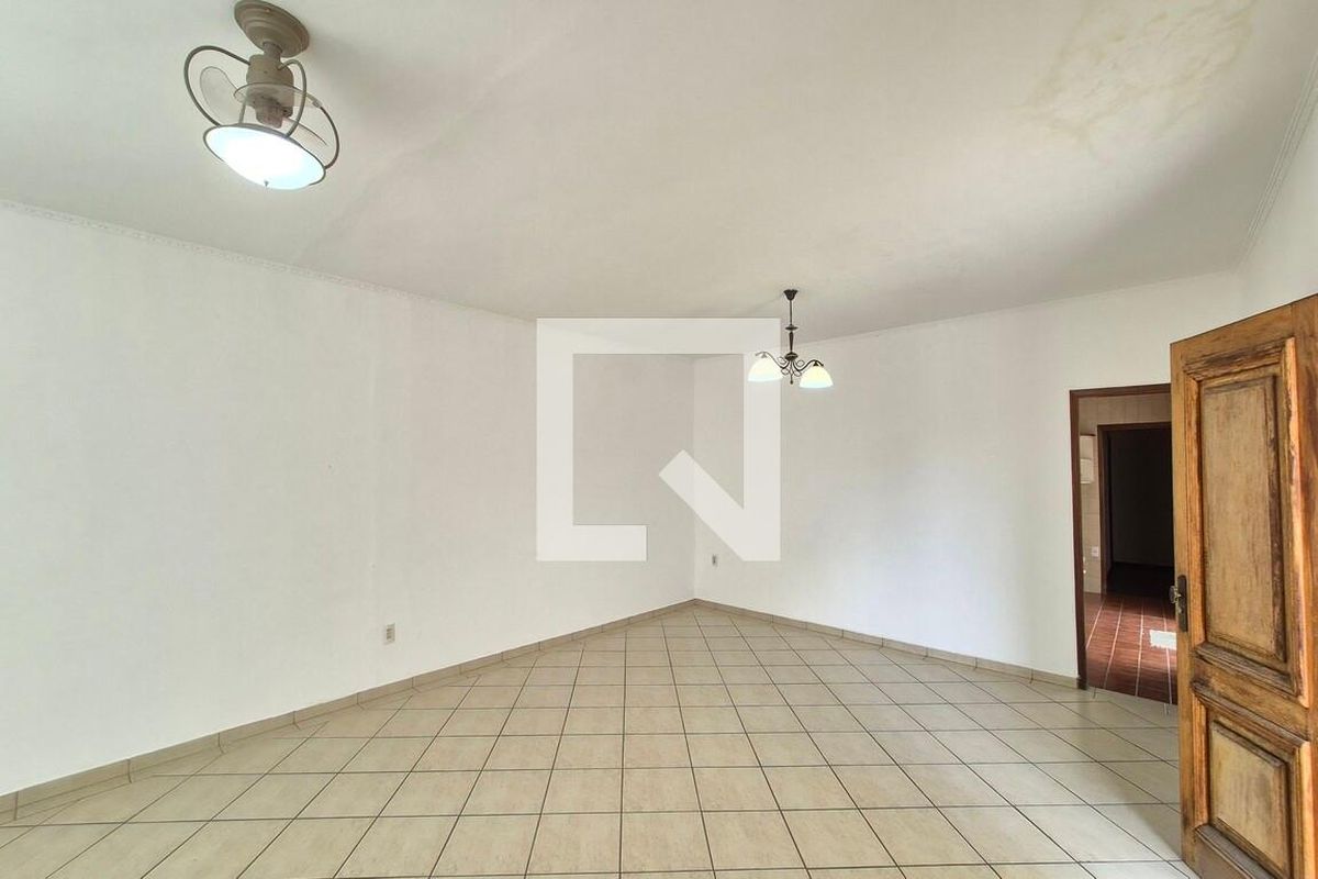 Casa à Venda - Parque Prado, 4 Quartos,  180 m2 em , Campinas - sp | SoloBR