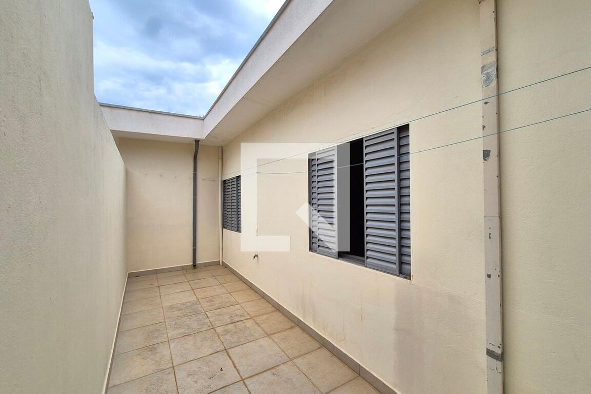 Casa à Venda - Parque Prado, 4 Quartos,  180 m2 em , Campinas - sp | SoloBR