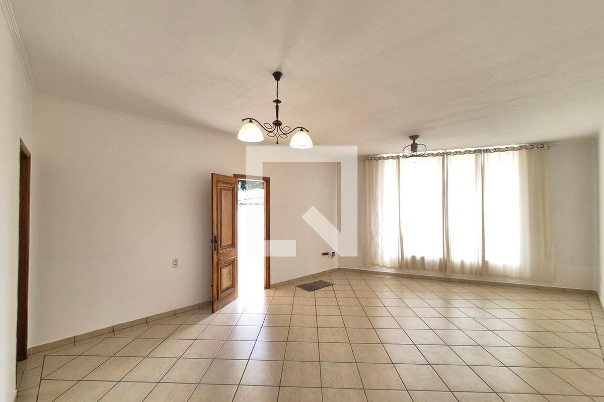Casa à Venda - Parque Prado, 4 Quartos,  180 m2 em , Campinas - sp | SoloBR