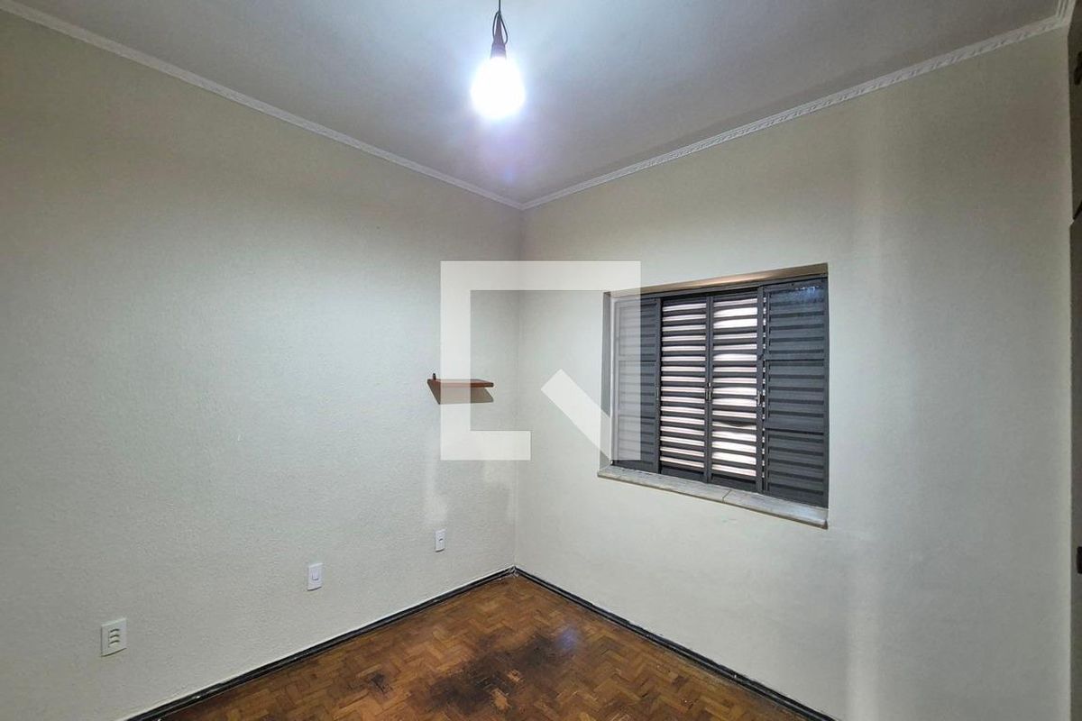 Casa à Venda - Parque Prado, 4 Quartos,  180 m2 em , Campinas - sp | SoloBR