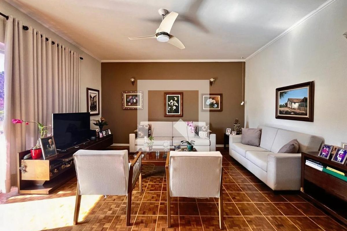Casa à Venda - Taquaral, 4 Quartos,  247 m2 em , Campinas - sp | SoloBR