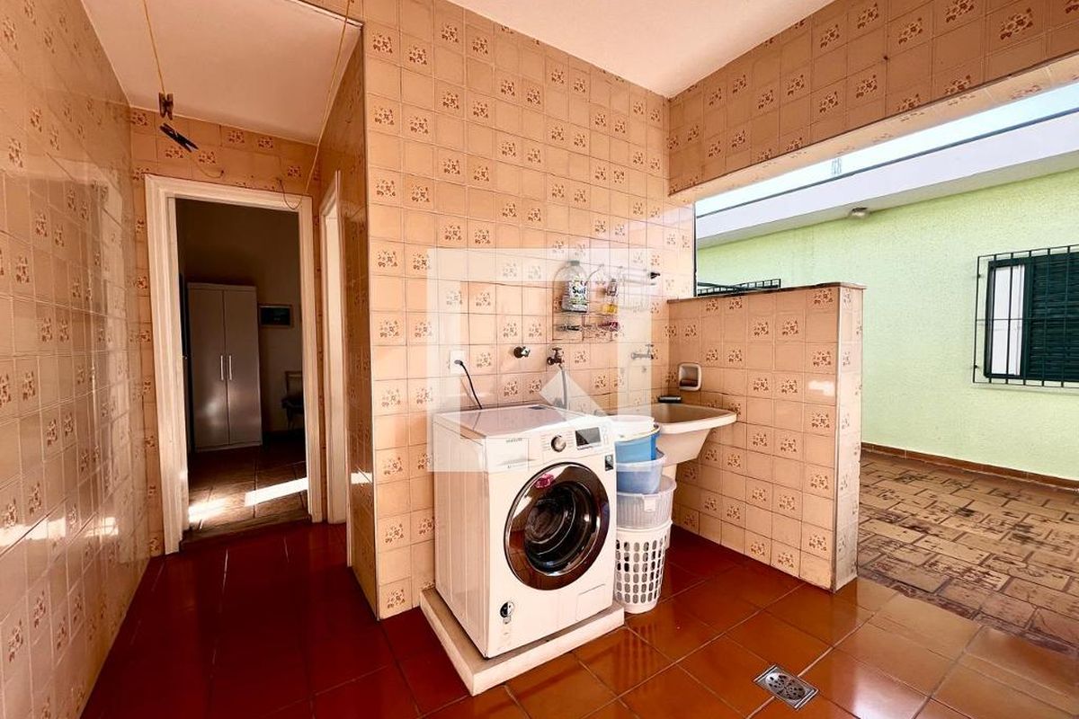 Casa à Venda - Taquaral, 4 Quartos,  247 m2 em , Campinas - sp | SoloBR