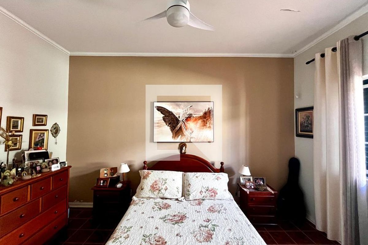 Casa à Venda - Taquaral, 4 Quartos,  247 m2 em , Campinas - sp | SoloBR