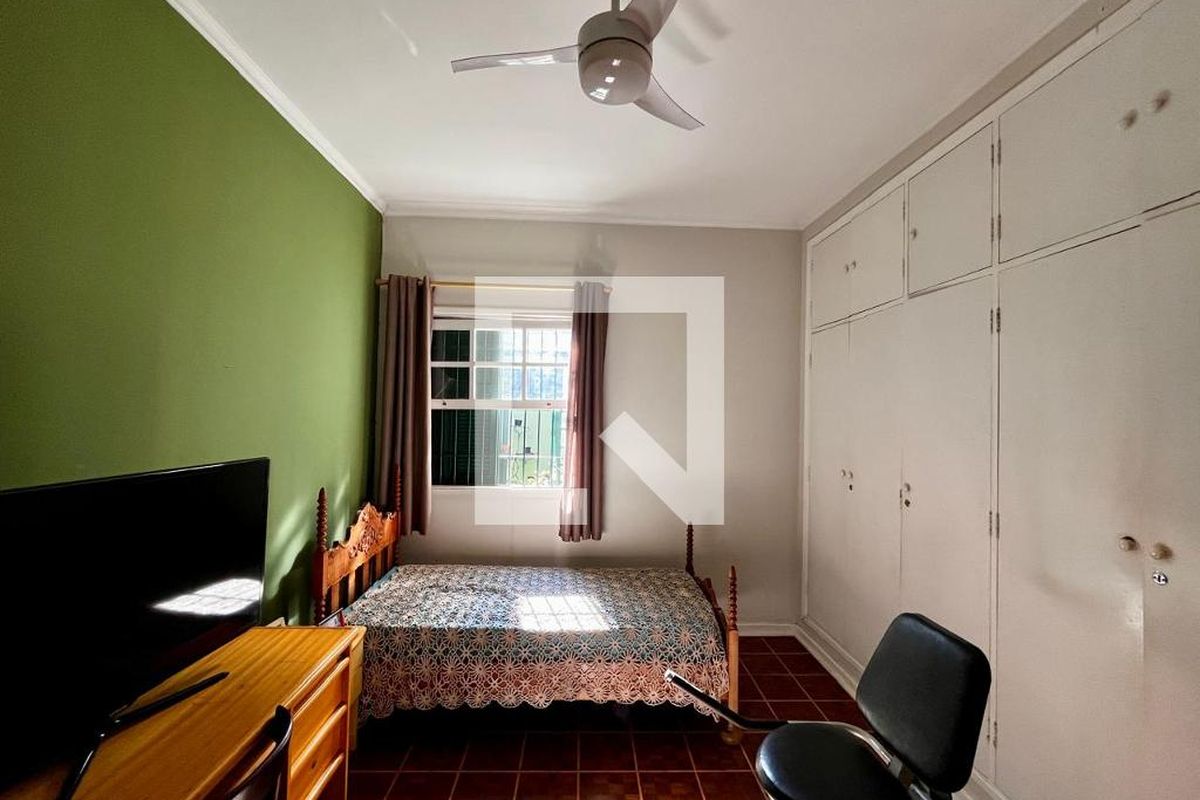 Casa à Venda - Taquaral, 4 Quartos,  247 m2 em , Campinas - sp | SoloBR