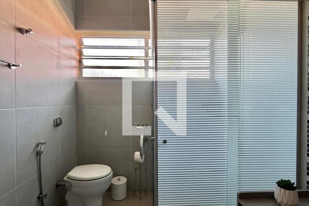 Casa à Venda - Taquaral, 4 Quartos,  247 m2 em , Campinas - sp | SoloBR