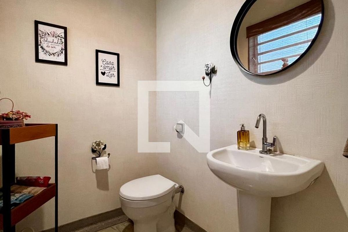 Casa à Venda - Taquaral, 4 Quartos,  247 m2 em , Campinas - sp | SoloBR