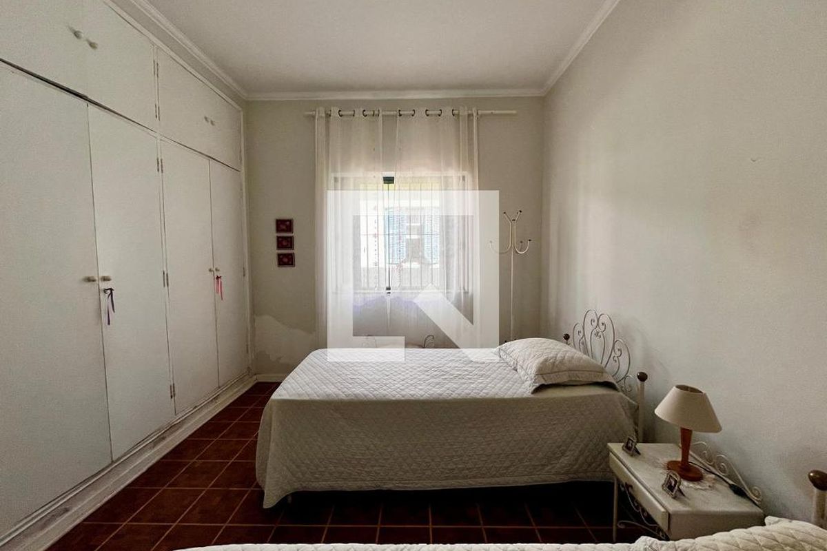 Casa à Venda - Taquaral, 4 Quartos,  247 m2 em , Campinas - sp | SoloBR