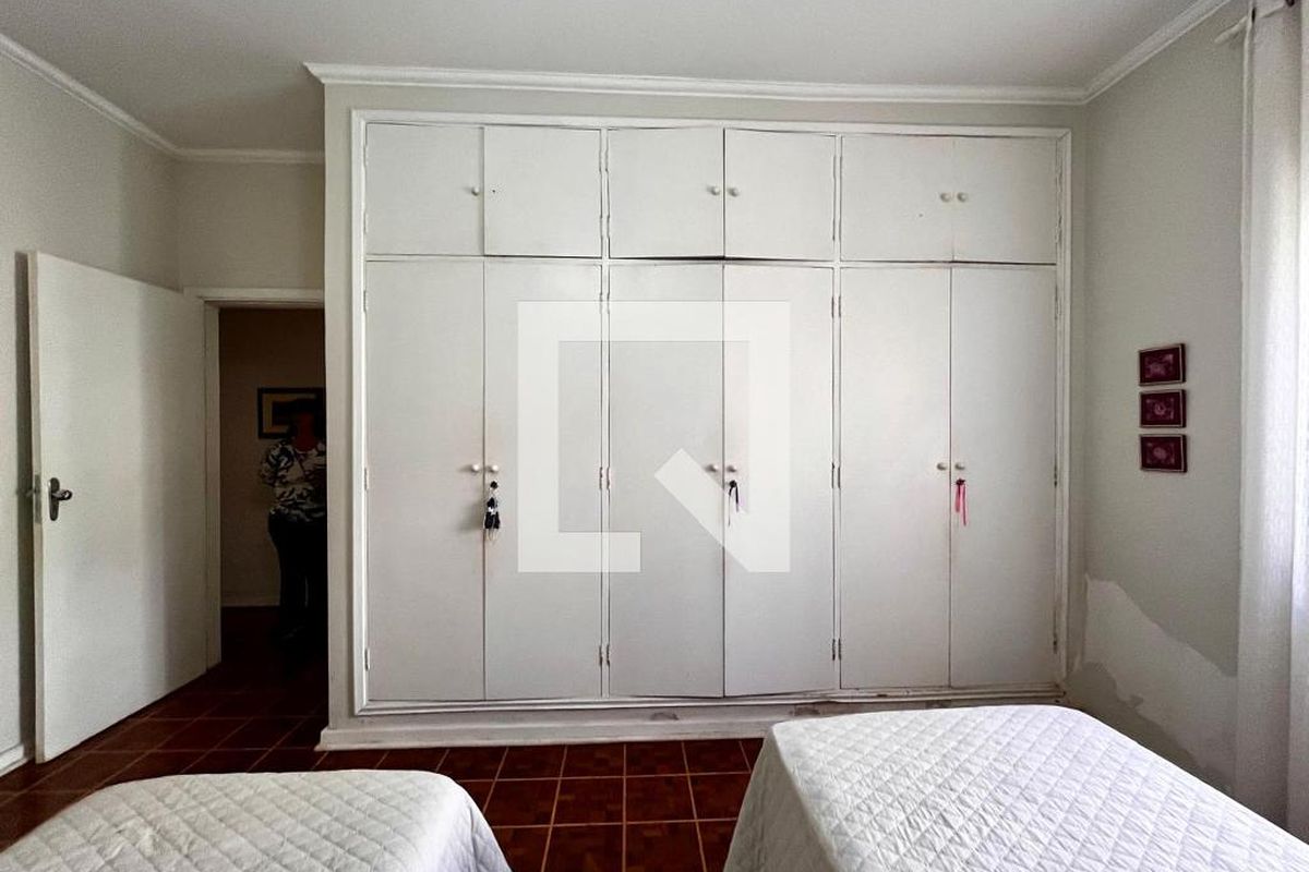 Casa à Venda - Taquaral, 4 Quartos,  247 m2 em , Campinas - sp | SoloBR