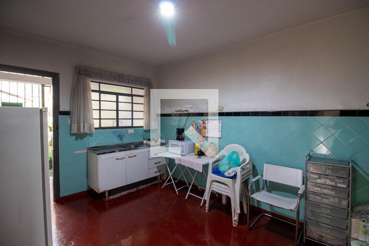 Casa, 2 quartos, 243 m² - Foto 24