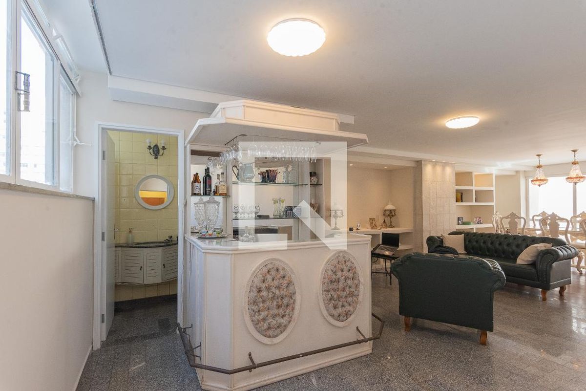 Apartamento à Venda - Centro, 3 Quartos,  168 m2 em , Campinas - sp | SoloBR