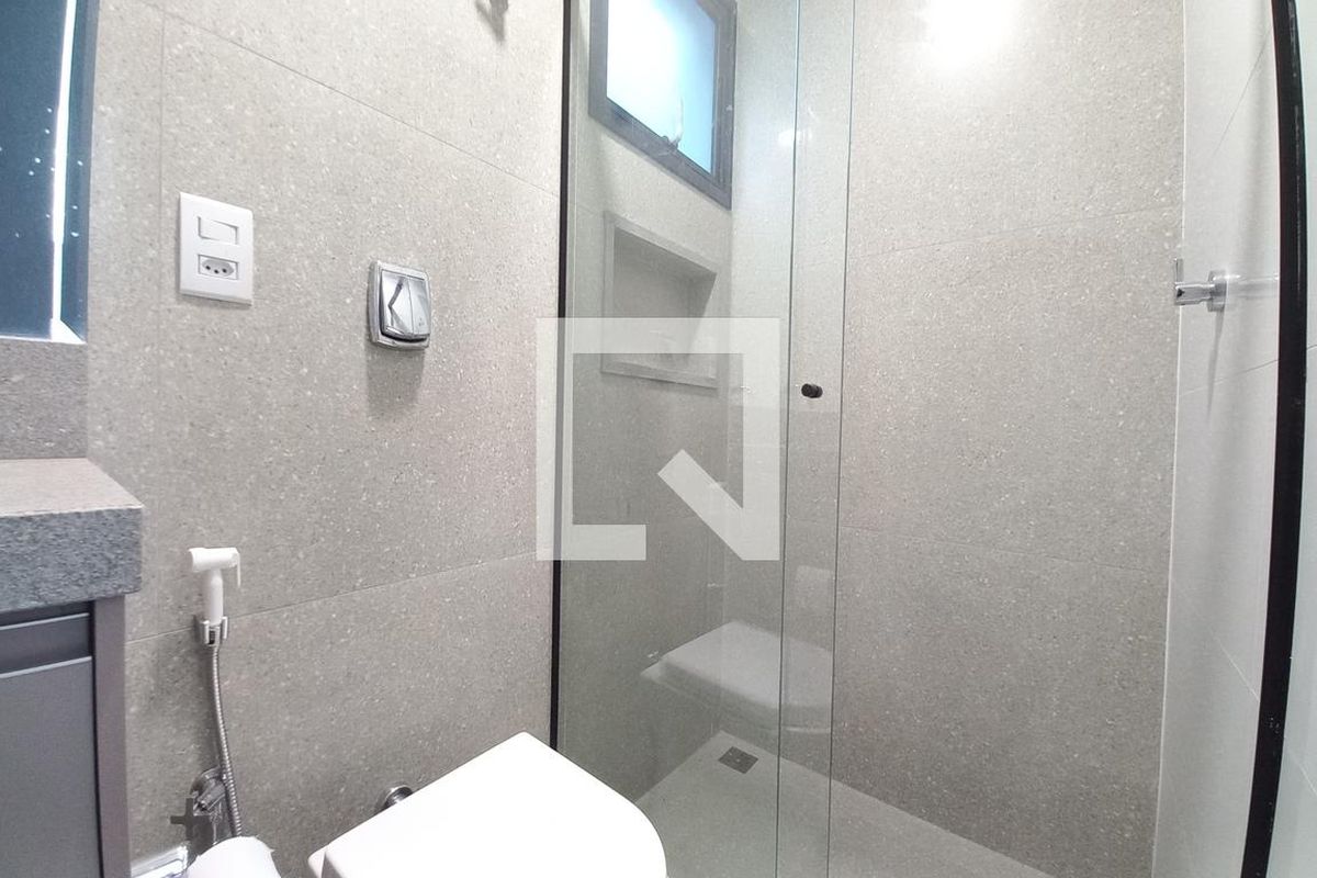 Casa à Venda - Swiss Park, 4 Quartos,  300 m2 em , Campinas - sp | SoloBR