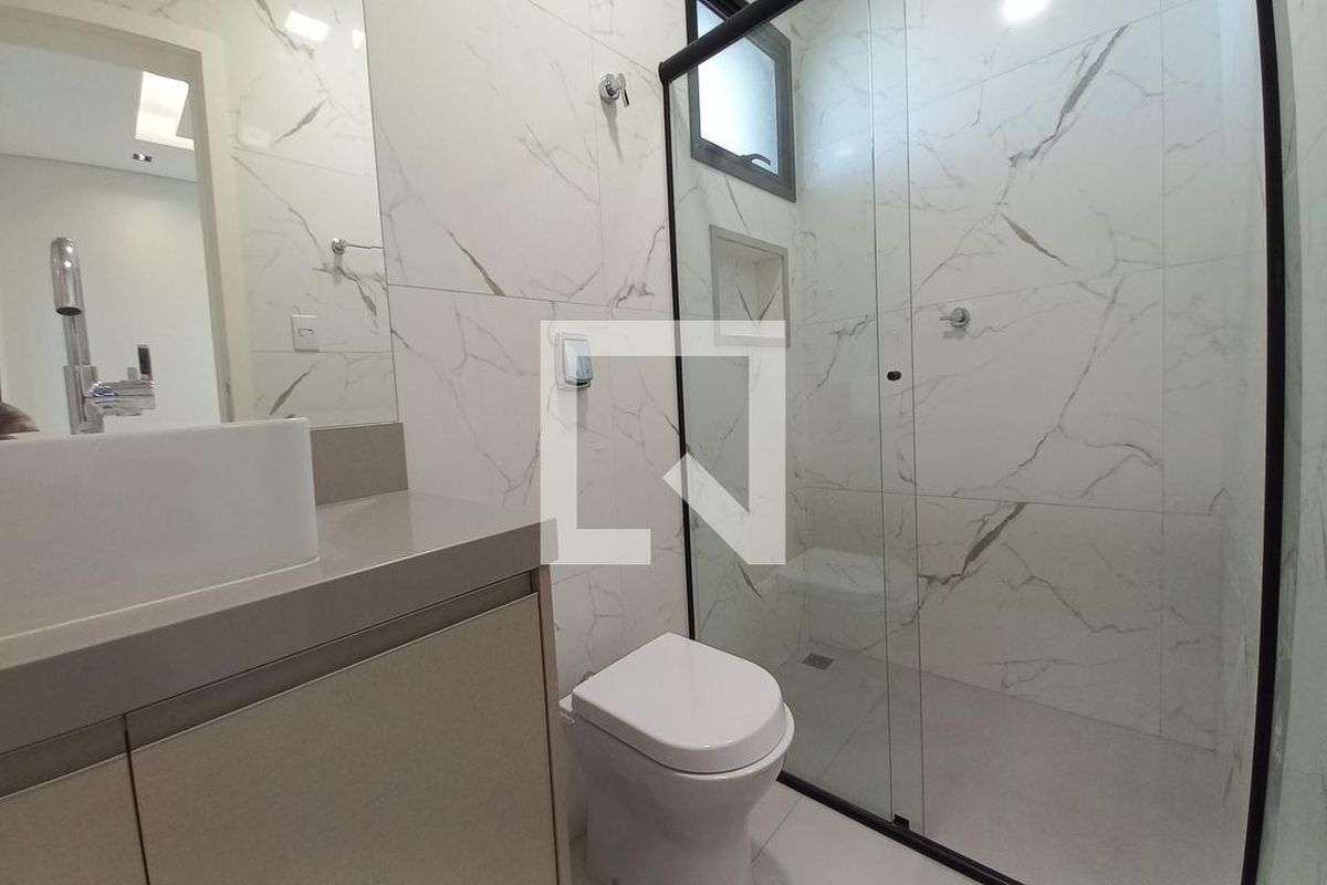 Casa à Venda - Swiss Park, 4 Quartos,  300 m2 em , Campinas - sp | SoloBR