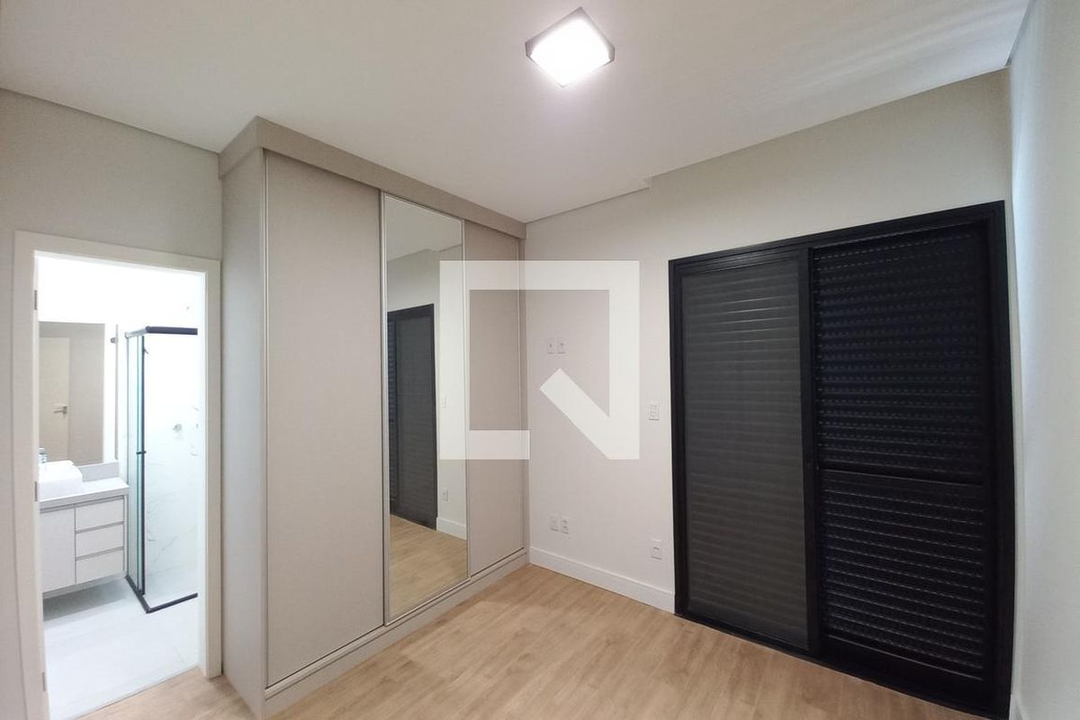 Casa à Venda - Swiss Park, 4 Quartos,  300 m2 em , Campinas - sp | SoloBR