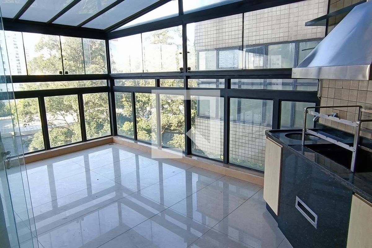Apartamento, 3 quartos, 260 m² - Foto 32