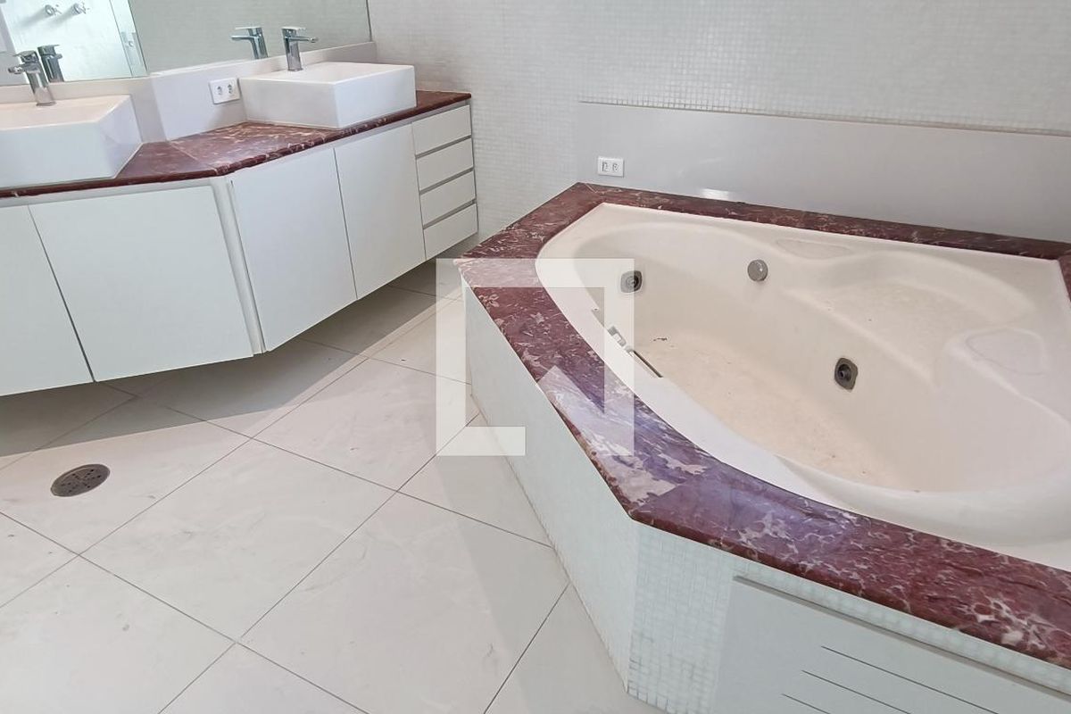 Apartamento, 3 quartos, 260 m² - Foto 66