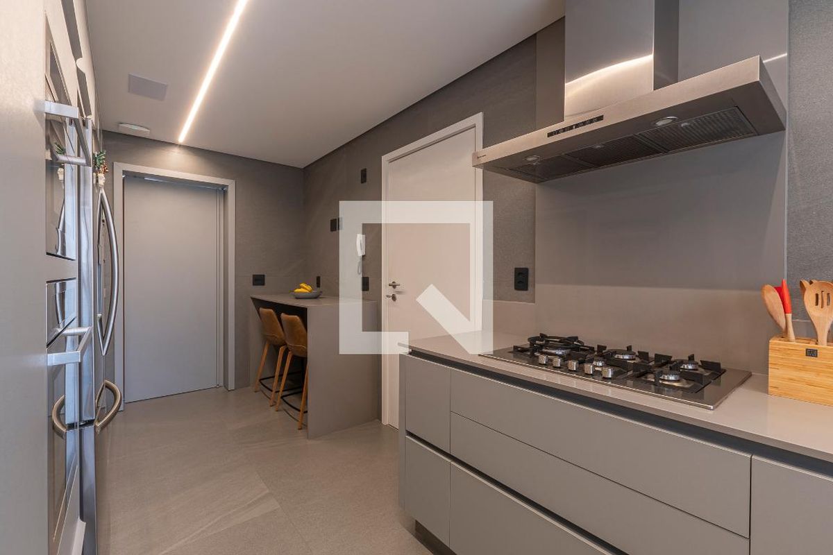 Apartamento à Venda - Cambuí, 3 Quartos,  130 m2 em , Campinas - sp | SoloBR