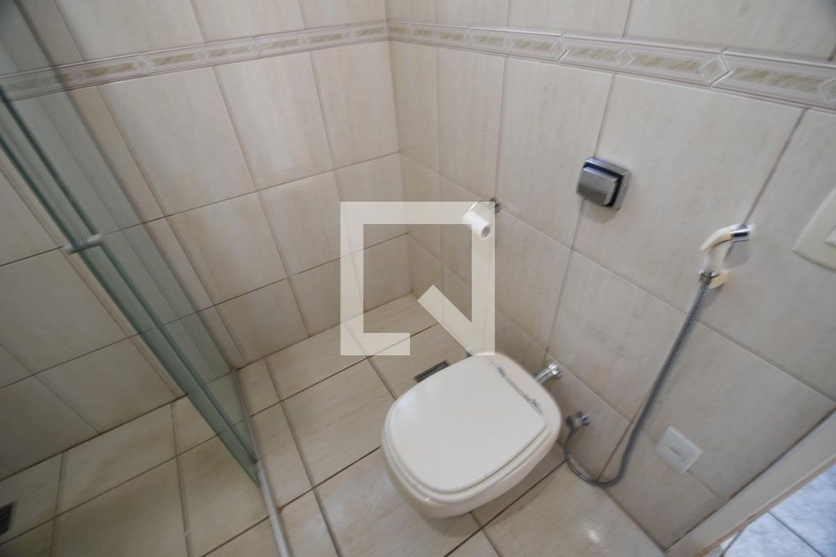Casa à Venda - Guanabara, 3 Quartos,  241 m2 em , Campinas - sp | SoloBR