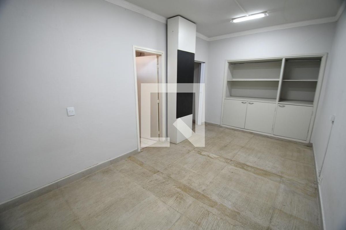 Casa à Venda - Guanabara, 3 Quartos,  241 m2 em , Campinas - sp | SoloBR