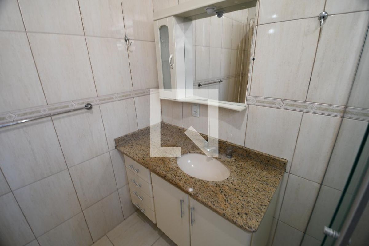 Casa à Venda - Guanabara, 3 Quartos,  241 m2 em , Campinas - sp | SoloBR