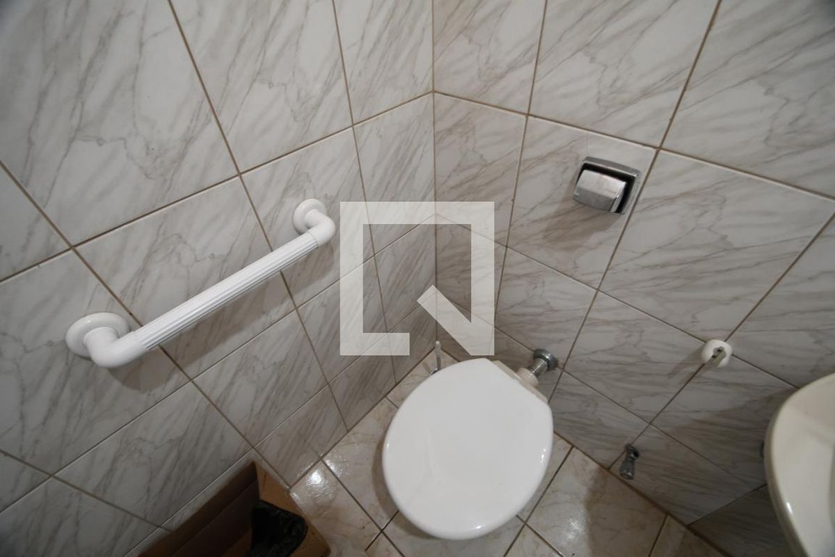 Casa à Venda - Guanabara, 3 Quartos,  241 m2 em , Campinas - sp | SoloBR