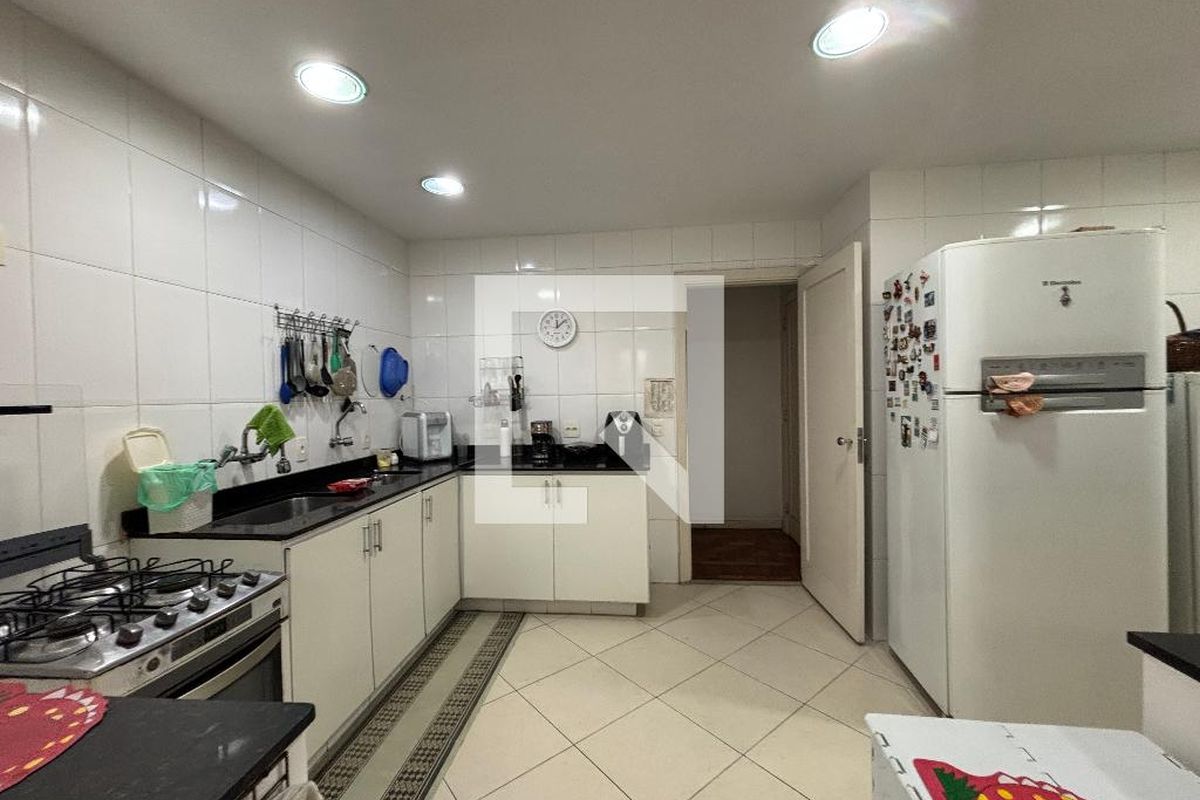 Apartamento, 3 quartos, 190 m² - Foto 90